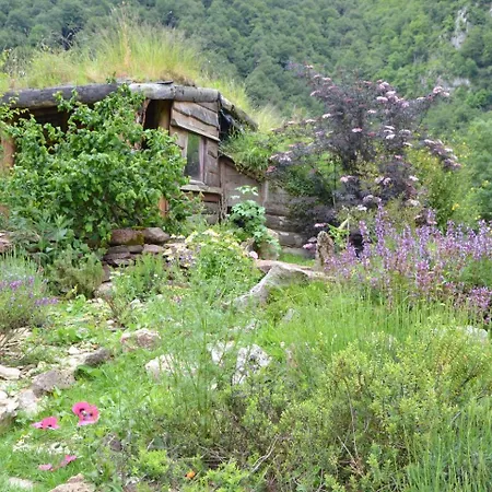 Le Portillon Des Fées * Sost