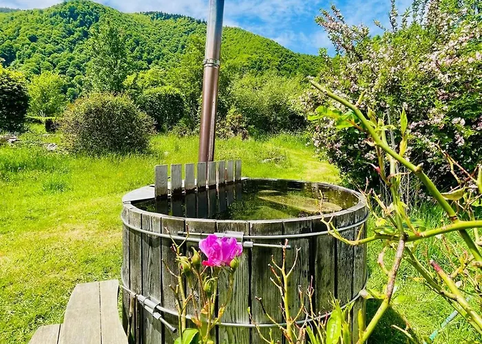 Le Portillon Des Fées Bed and breakfast Sost