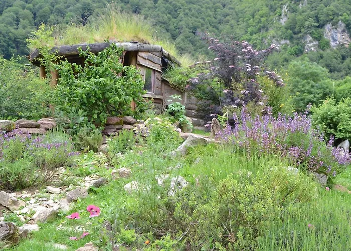 Le Portillon Des Fées * Sost